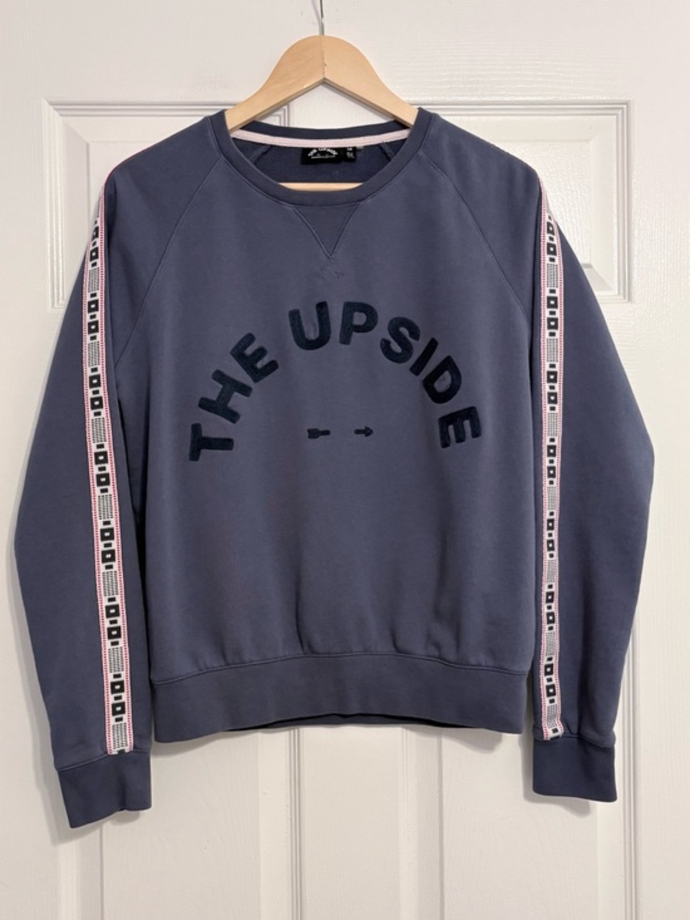 The Upside Sydney Logo Tape Crewneck Sweatshirt – Slate Blue – XS – 100% Cotton